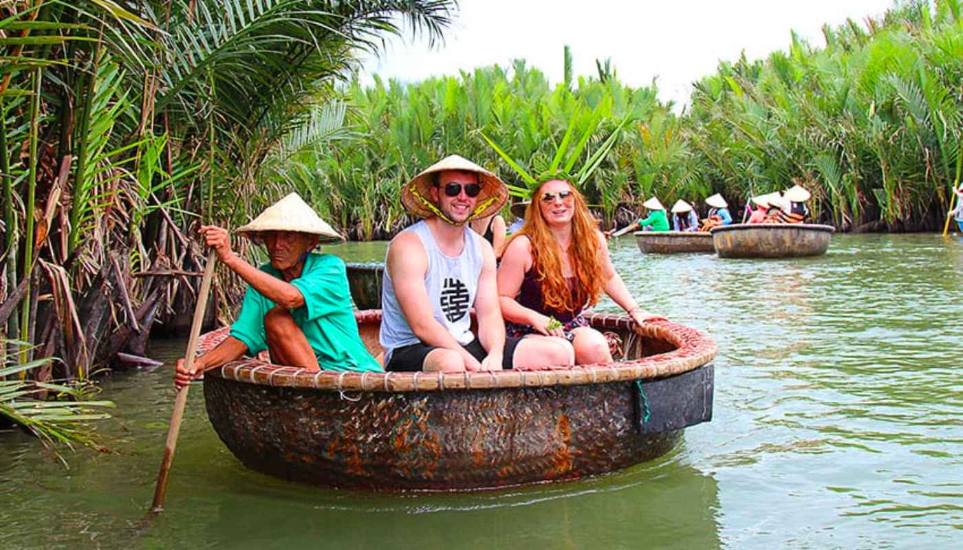Experience basket boat around Coconut Forest Hoi An