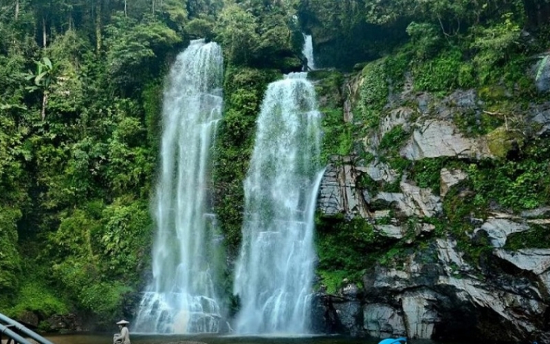 Mùa nào đẹp nhất để đi thác nước Hà Giang?