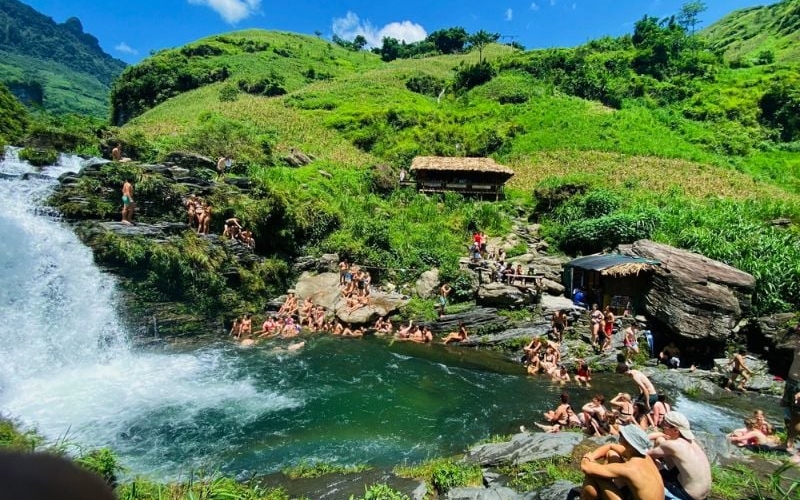 Thác nước Du Già