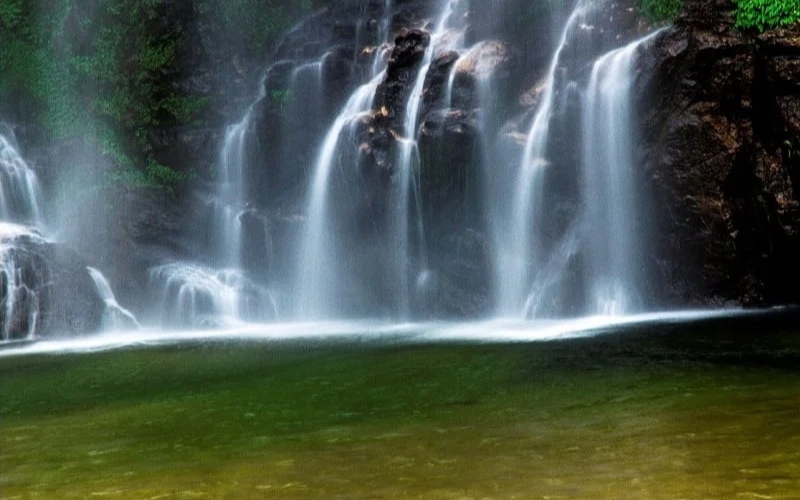 Thác Tiên Đèo Gió