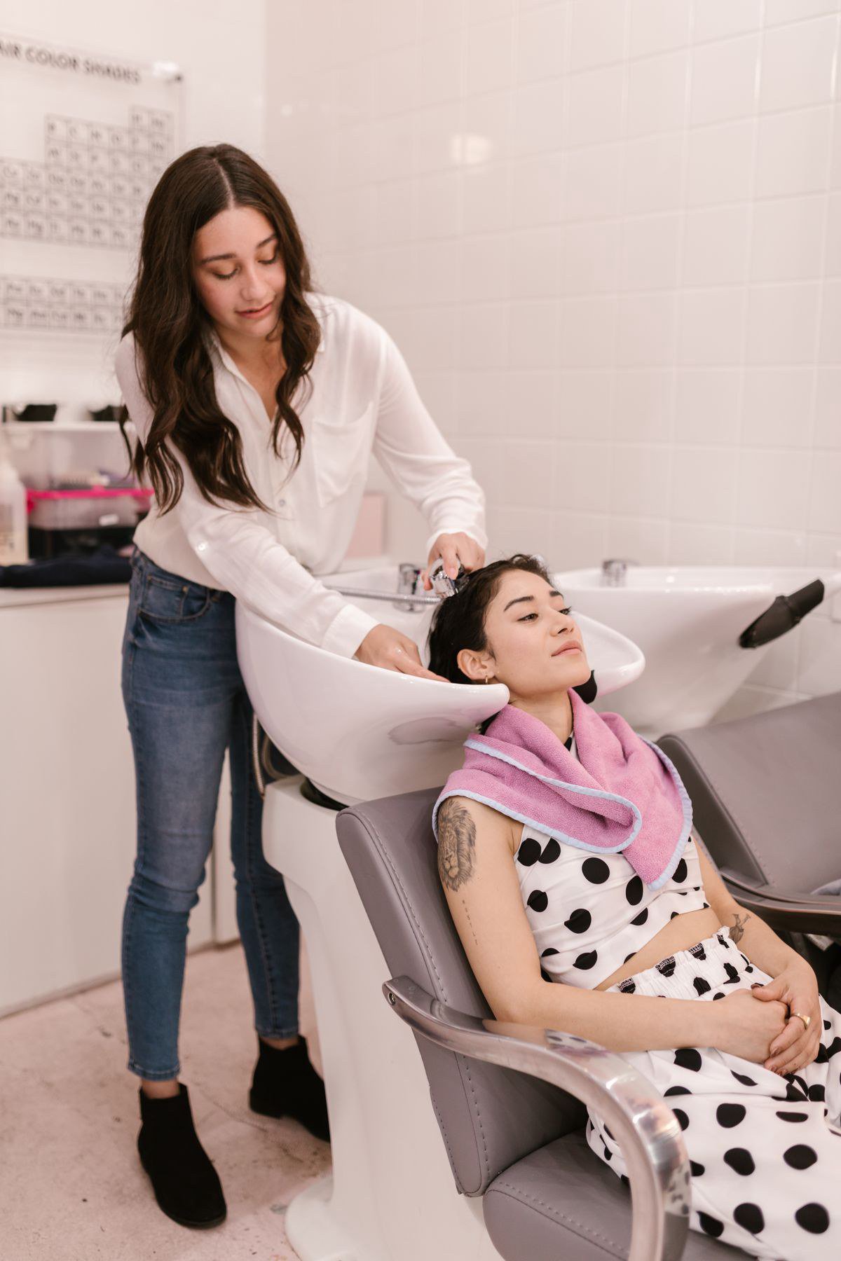Dân Thiết Kế Nội Thất Đau Đầu Vì Deadline: Gội Đầu Dưỡng Sinh Giá Bao Nhiêu, Có Đáng Thử?