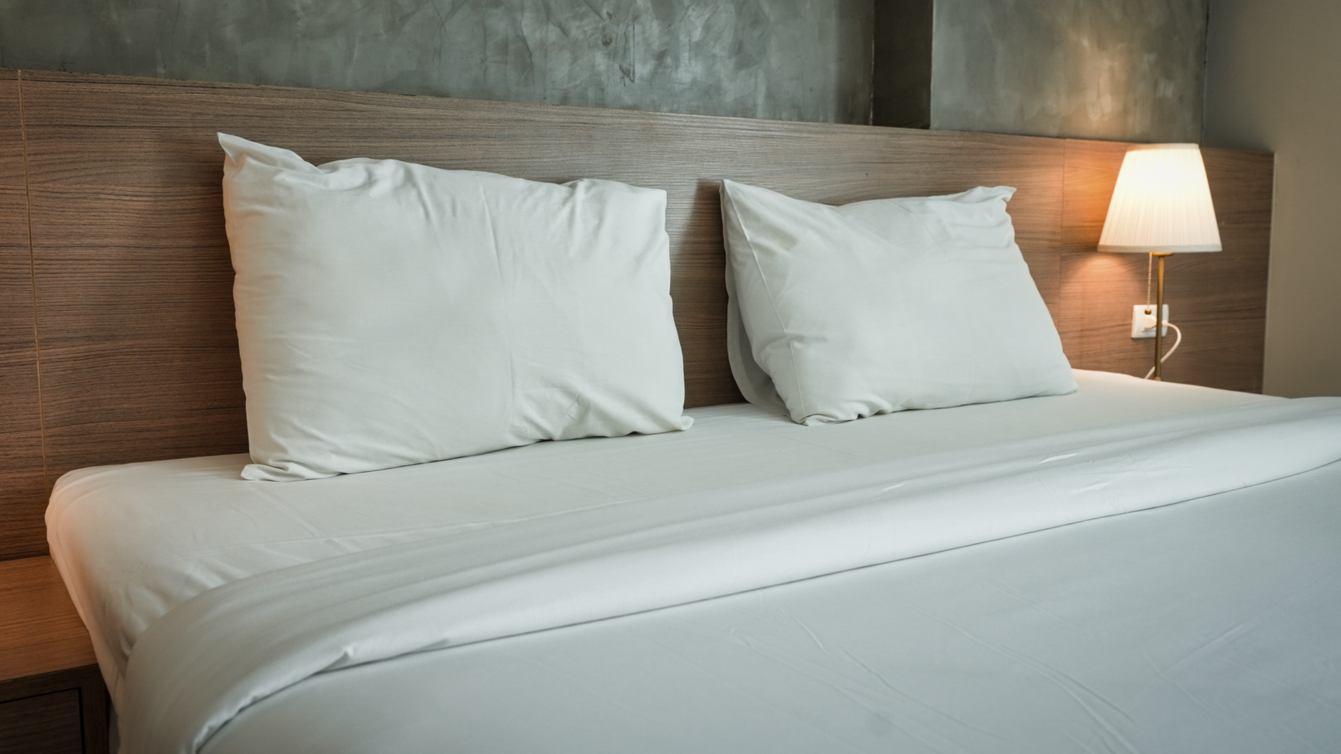 Đặt mua nệm, chăn ga từ các sàn quốc tế cần lưu ý gì